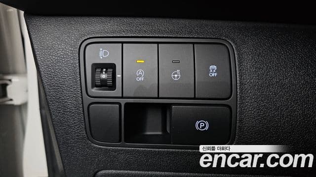 Hyundai Staria 2024 — фото 13 из 20