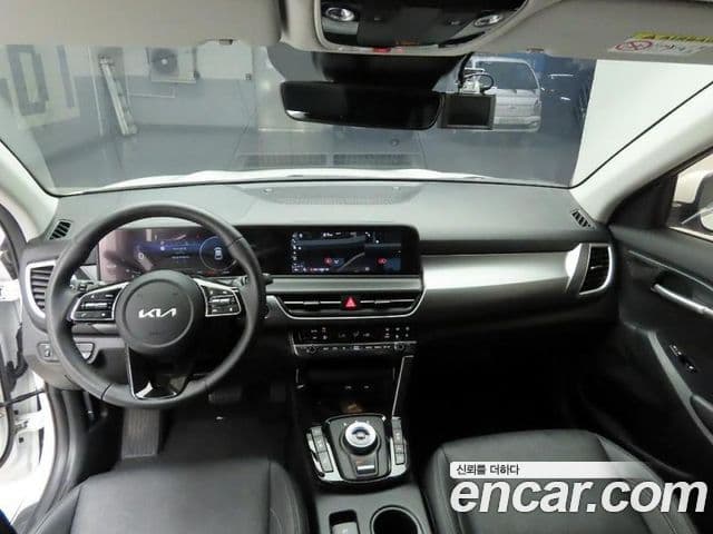 Kia Seltos 2024 — ფოტო 6/20