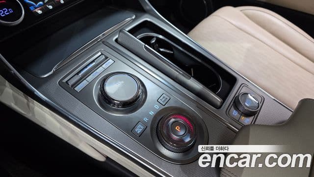Genesis GV80 2023 — ფოტო 7/20