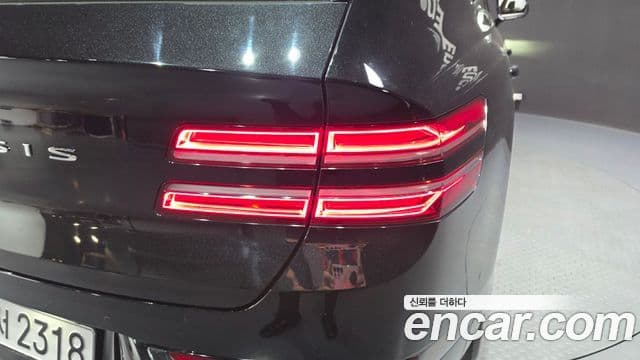 Genesis GV80 2023 — Şəkil 25/38
