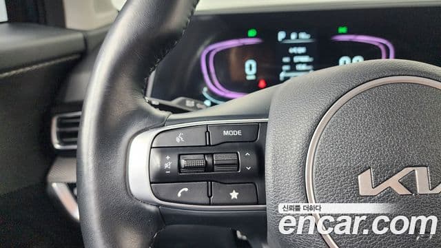 Kia Sportage 2023 — Şəkil 17/20