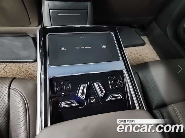 Audi A8 2021 — Şəkil 13/18