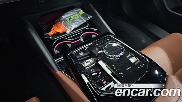BMW 5 Series 2025 — ფოტო 9/20