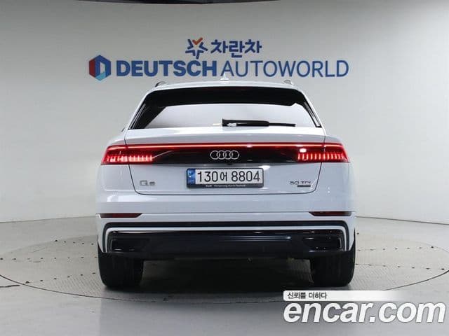 Audi Q7 2023 — Фото 3/20