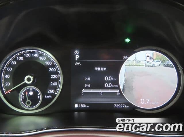 Genesis GV70 2021 — ფოტო 2/20