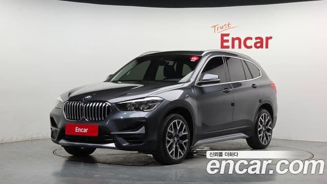 BMW X1 2022 — Şəkil 1/20
