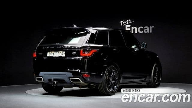 Land Rover Range Rover Sport 2019 — ფოტო 2/20