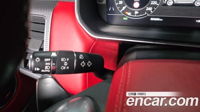Land Rover Range Rover Sport 2019 — Şəkil 35/37