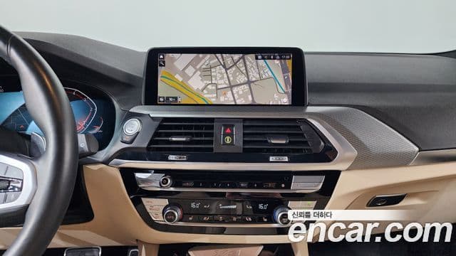 BMW X3 2020 — ფოტო 12/20
