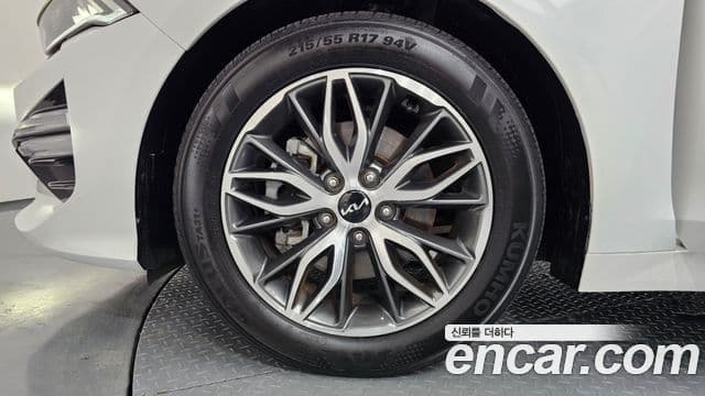 Kia K5 2023 — фото 4 из 20