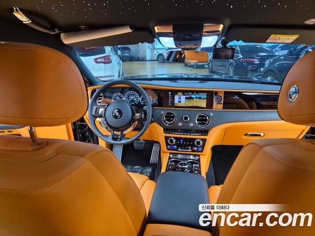 Rolls-Royce Ghost 2022 — ფოტო 11/18