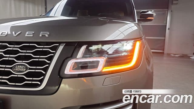 Land Rover Range Rover 2021 — Şəkil 33/35