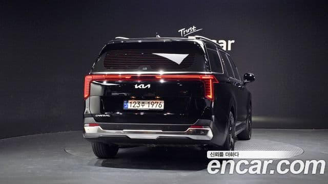Kia Carnival 2024 — Фото 4/20