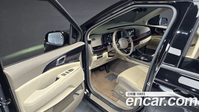 Kia Carnival 2024 — Фото 11/20