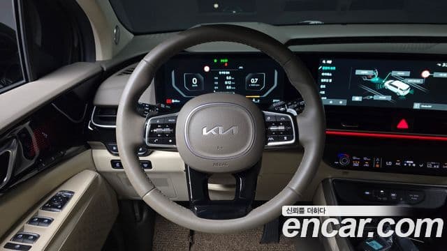 Kia Carnival 2024 — Фото 13/20