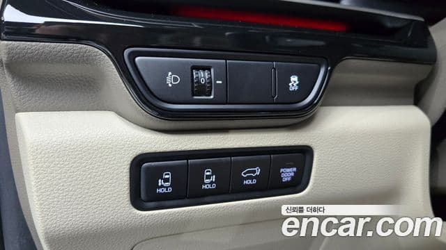 Kia Carnival 2024 — Фото 14/20