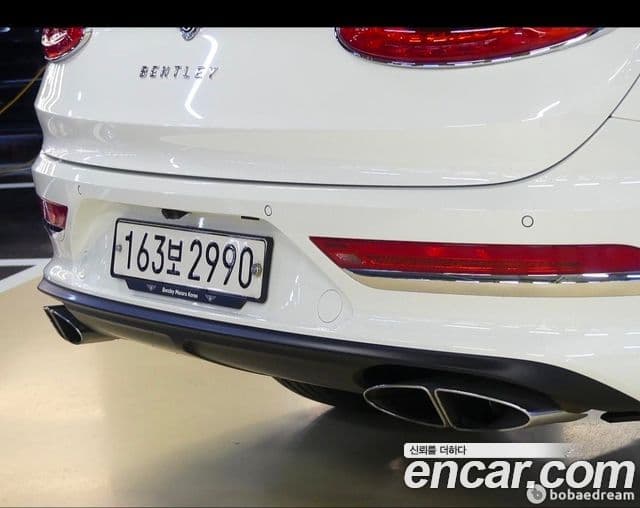Bentley Bentayga 2022 — Şəkil 20/20