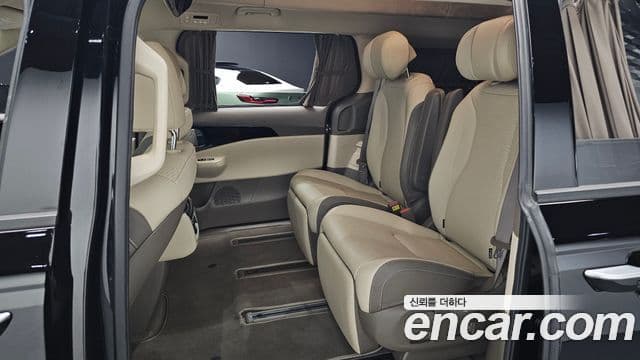 Kia Carnival 2024 — ფოტო 12/20