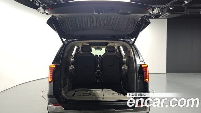 Kia Carnival 2024 — ფოტო 20/20
