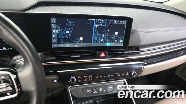 Kia Carnival 2024 — ფოტო 15/20