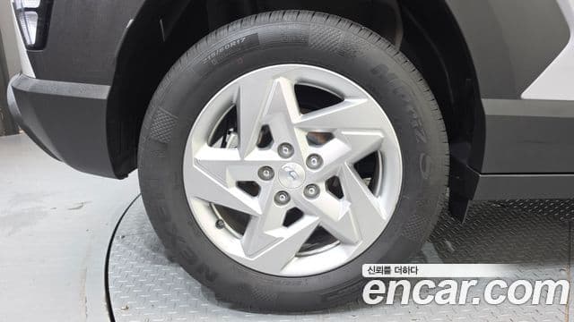 Hyundai Kona 2023 — Şəkil 4/20
