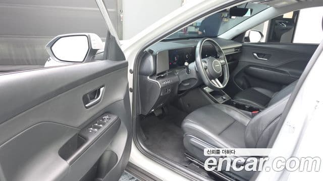 Hyundai Kona 2023 — Şəkil 8/20