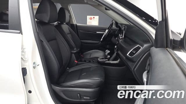 Kia Seltos 2022 — фото 11 из 20