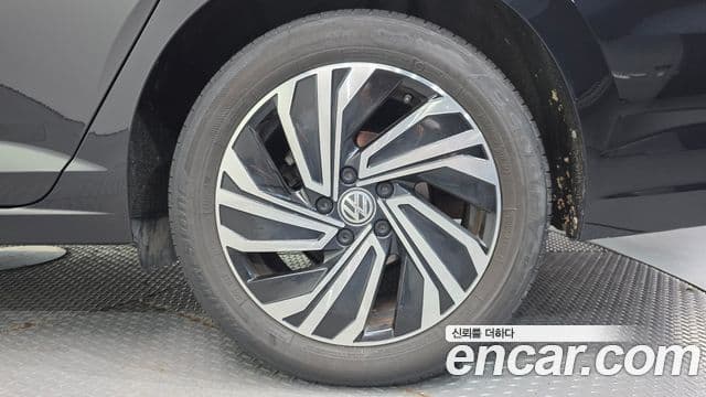 Volkswagen Jetta 2021 — фото 4 из 20