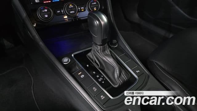 Volkswagen Jetta 2021 — фото 8 из 20