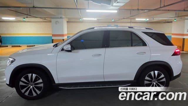 Mercedes-Benz GLE-Class 2026 — Фото 2/20