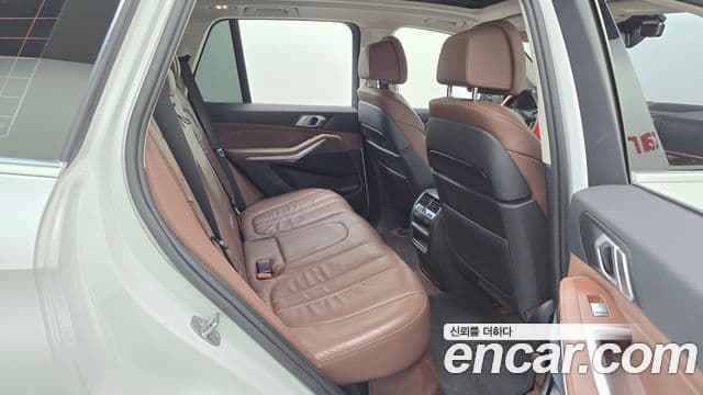 BMW X5 2019 — ფოტო 19/20
