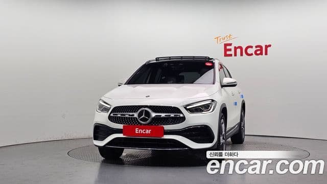 Mercedes-Benz GLA-Class 2022 — Şəkil 3/20