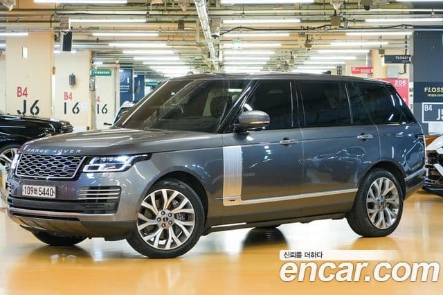 Land Rover Range Rover 2018 — Фото 3/20