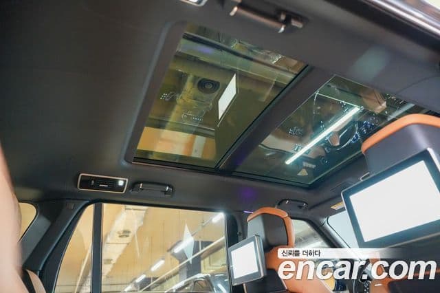 Land Rover Range Rover 2018 — Фото 13/20