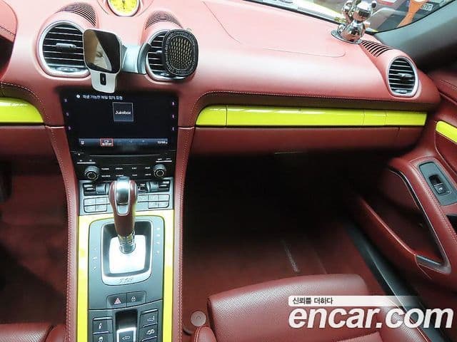 Porsche 718 Boxster 2020 — ფოტო 16/20