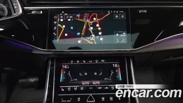 Audi Q7 2023 — Фото 12/20