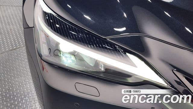 Lexus NX350h 2025 — Şəkil 35/36