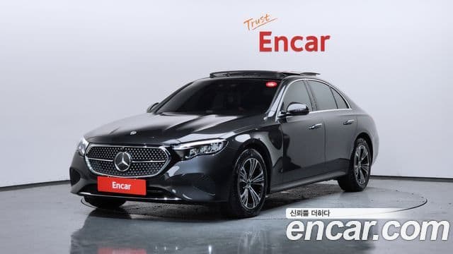 Mercedes-Benz E-Class 2025 — ფოტო 1/20