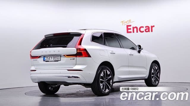 Volvo XC60 2026 — Şəkil 2/20