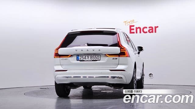Volvo XC60 2026 — фото 4 из 20