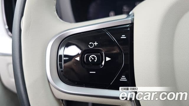Volvo XC60 2026 — фото 13 из 20