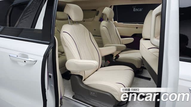 Kia Carnival 2025 — Фото 12/20