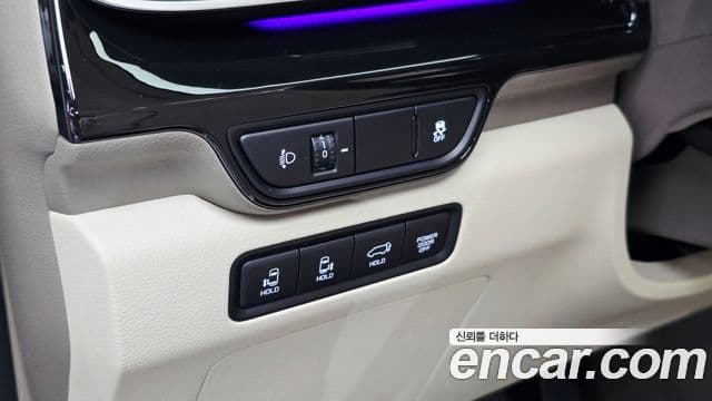 Kia Carnival 2025 — Photo 32/48