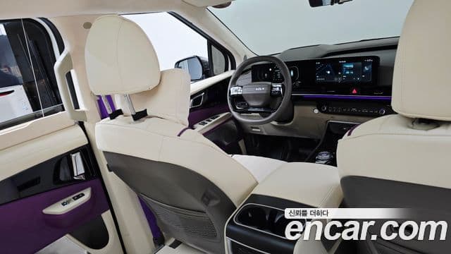 Kia Carnival 2025 — Photo 46/48