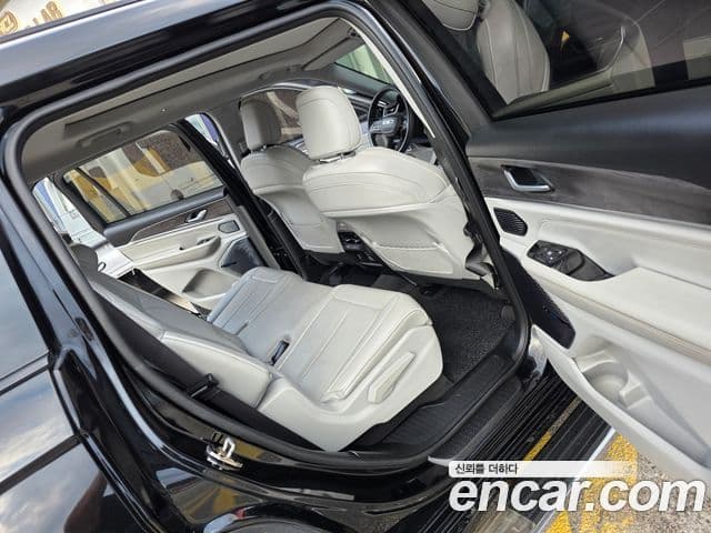 Jeep Grand Cherokee 2021 — Şəkil 10/20