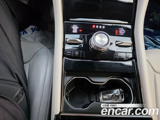 Jeep Grand Cherokee 2021 — фото 15 из 20