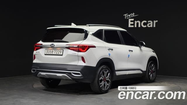 Kia Seltos 2021 — Photo 4/20