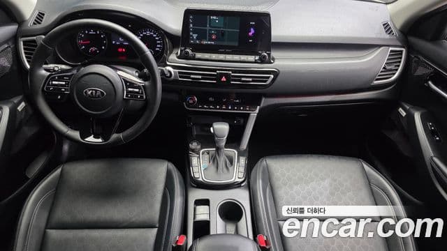 Kia Seltos 2021 — Photo 8/20