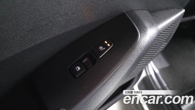 Kia Seltos 2021 — Photo 3/20