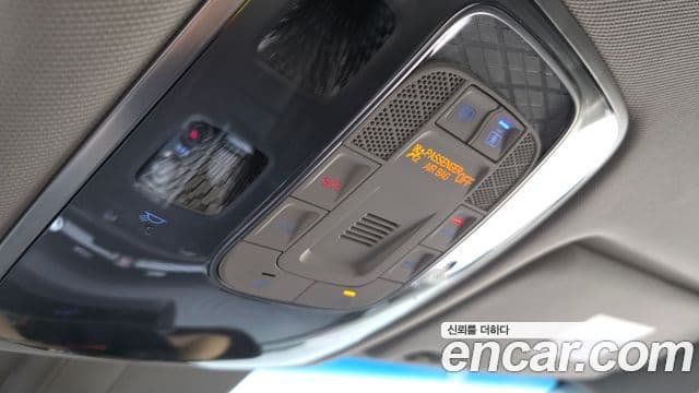 Genesis Electrified G80 2021 — ფოტო 17/20